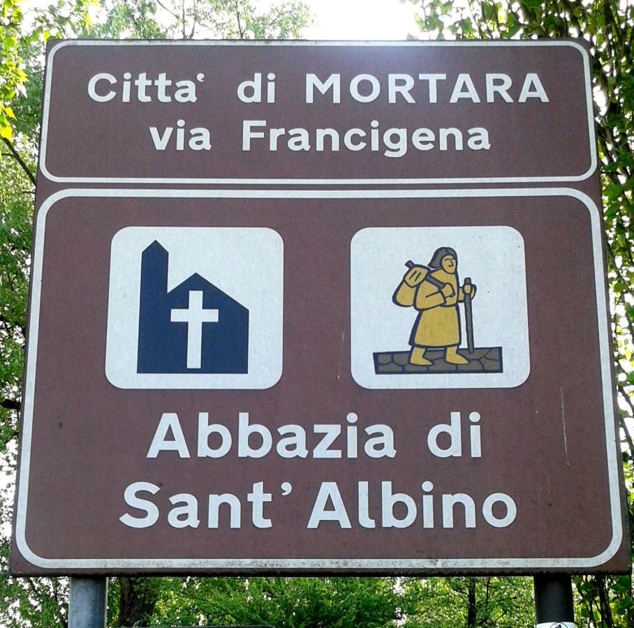 B&B Antica Corte Lombarda Mortara Luaran gambar